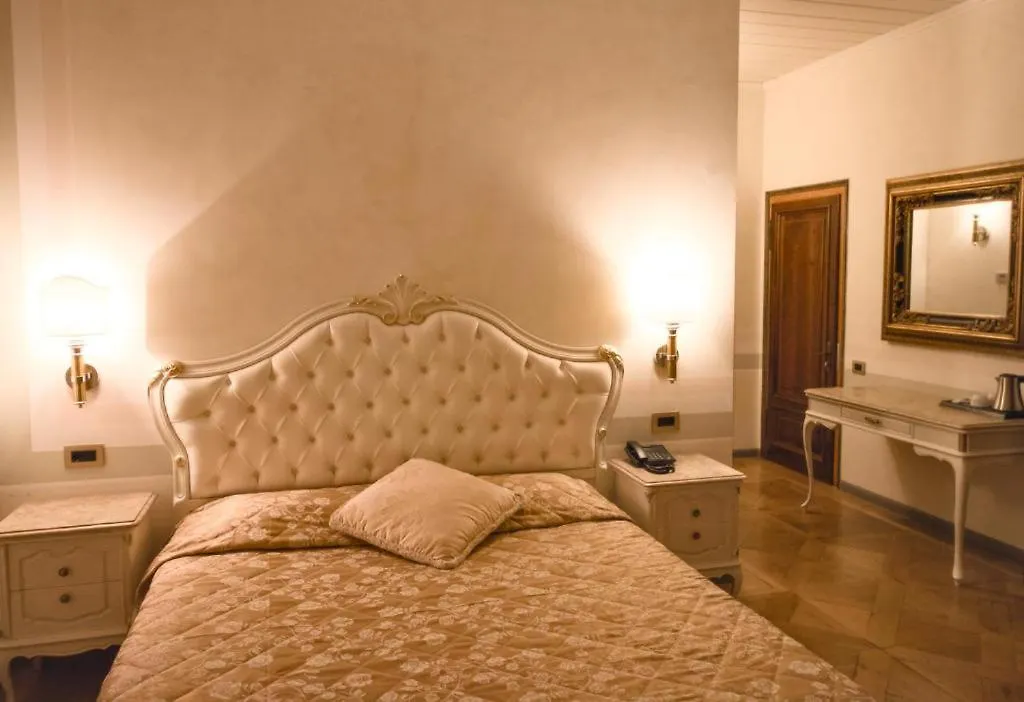 Hotel Villa Stucky Mogliano Veneto 4*,